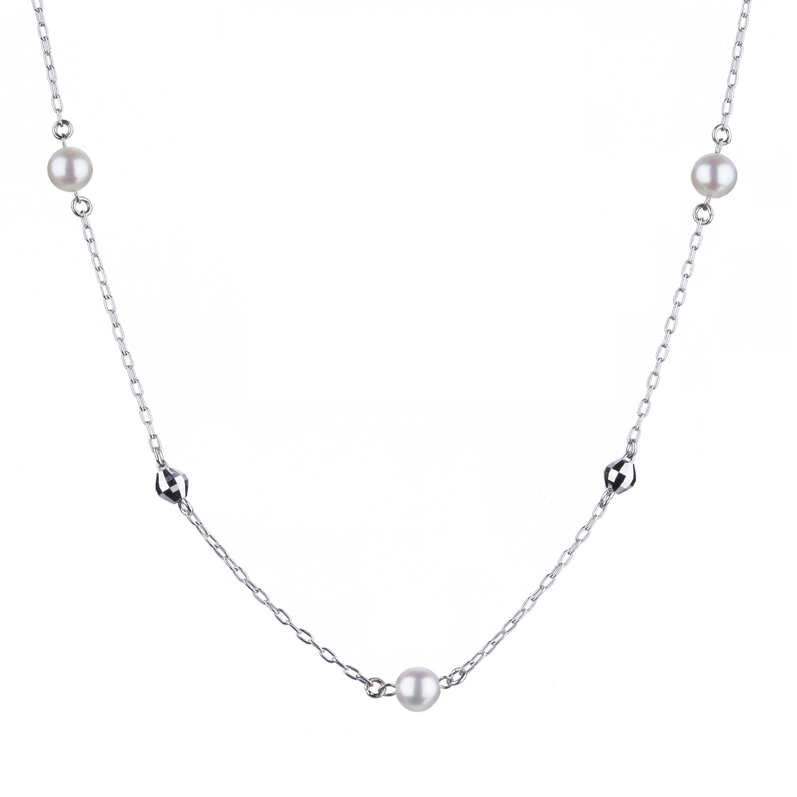 Pt Graceful "Beauty in Pearl" Platinum Necklace with Pearl
